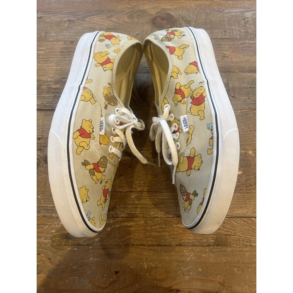 Vans Authentic Disney Winnie Pooh Bear All Over Print Sz Men’s 11.5 EUC